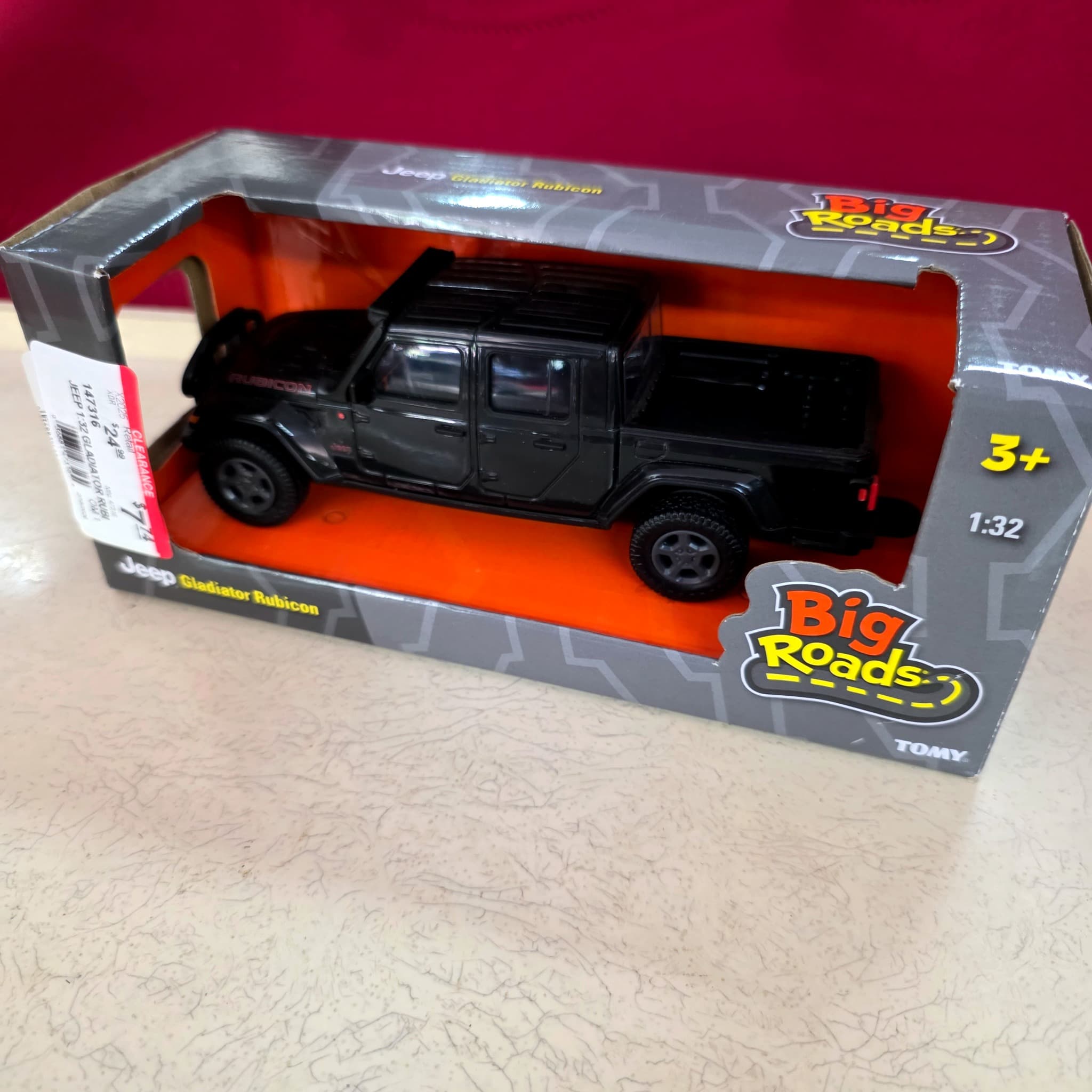 Tomy Big Roads Jeep Gladiator Rubicon 1:32 Die-Cast
