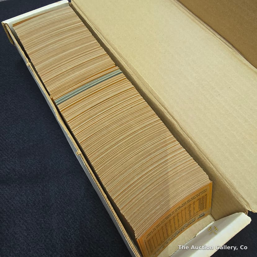 1988 Topps Baseball Cards, Full Box Lot โ photo 2