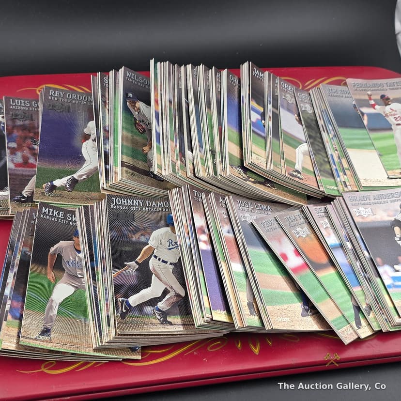 SkyBox Metal 2000 MLB Baseball Cards, Large Lot โ photo 2