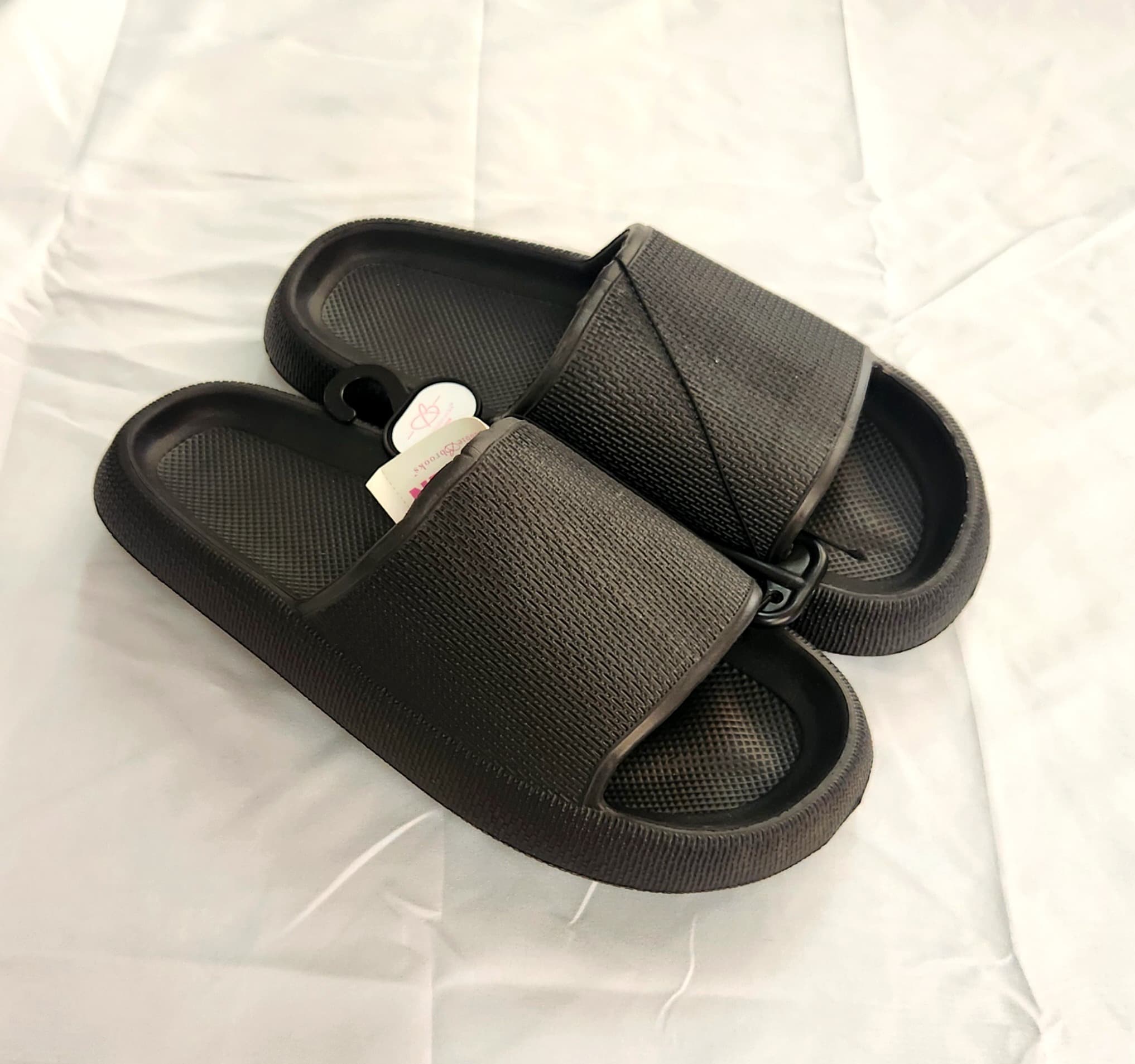 Women's Black Slide Sandals, Size Medium (7/8)