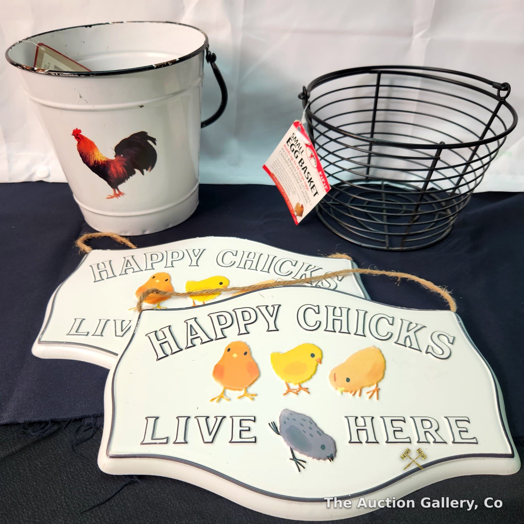Farmhouse Chicken Decor Lot โ Signs, Egg Basket, Rooster Bucket, New with tags
