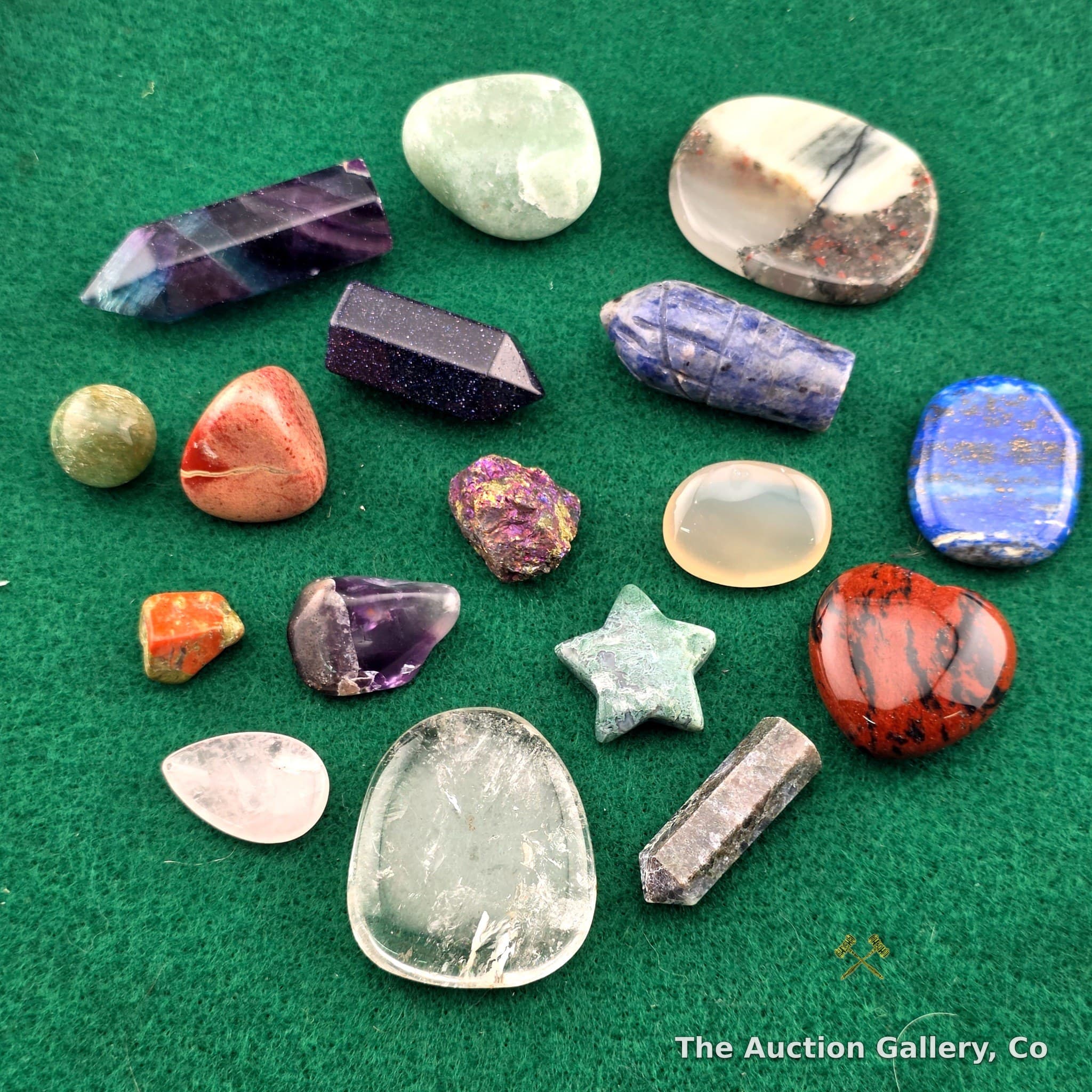 Mixed Crystal & Gemstone Lot, 17 Pieces