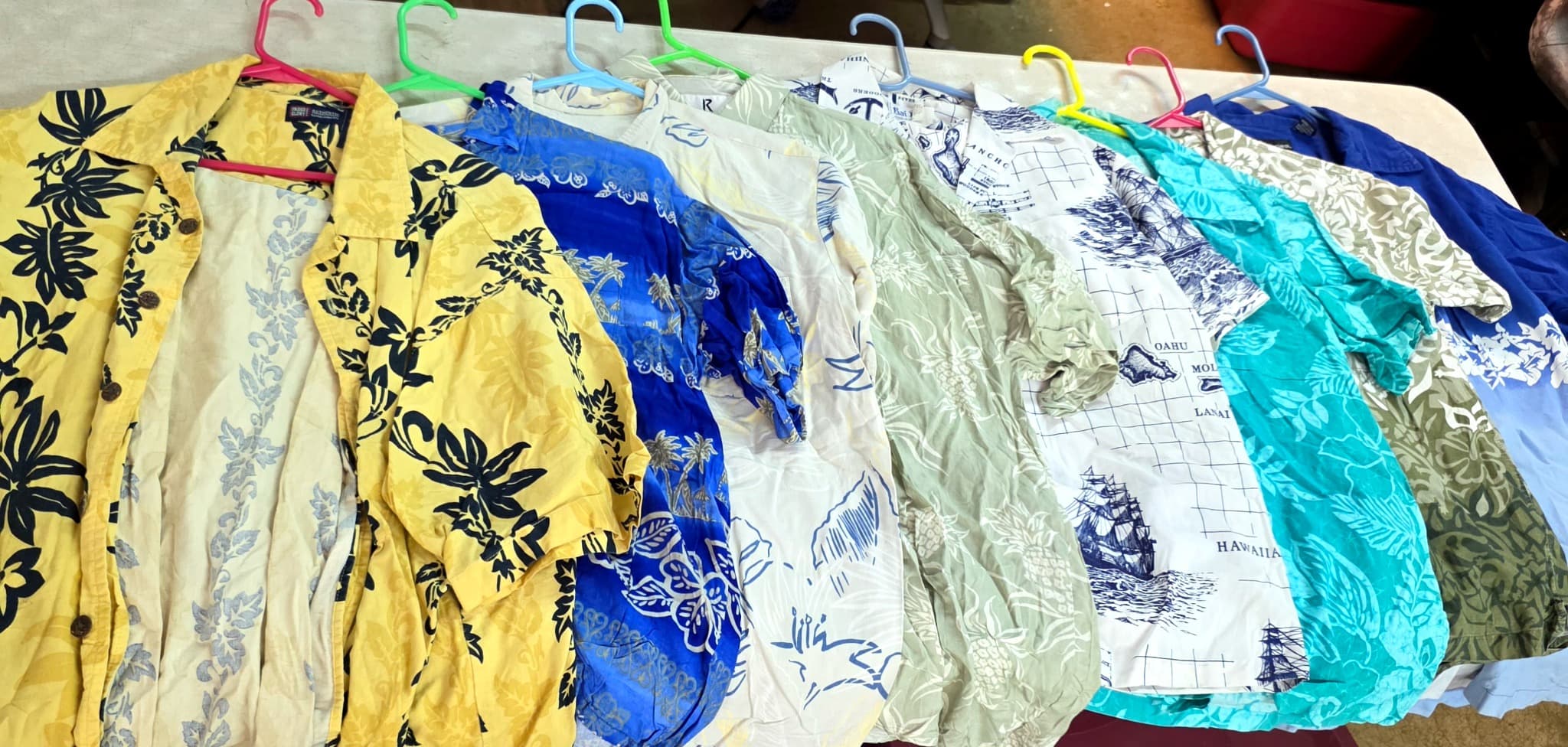 Men's Hawaiian Button-Up Shirts, Lot of 8, Size Large