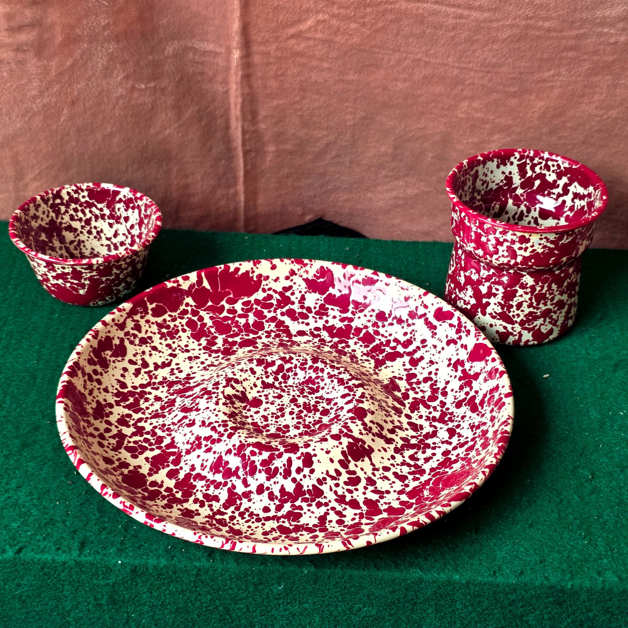Crow Canyon Home Enamelware Chip & Dip Set, Burgundy Splatter