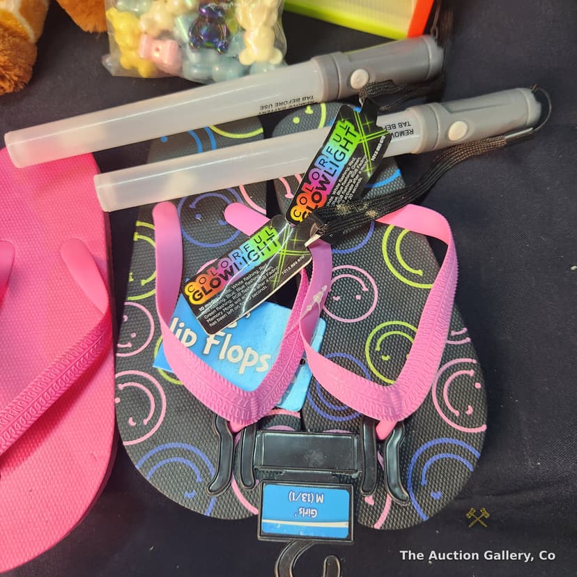 Girls' Kids' Toy & Flip Flop Mixed Lot, Brand New โ photo 6
