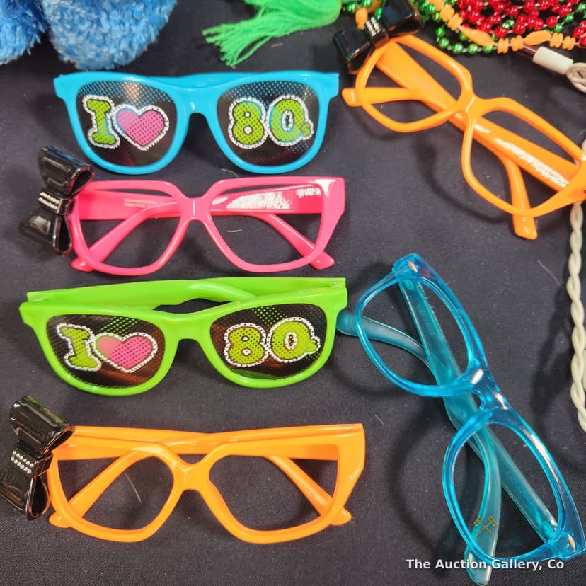 Party & Fun Mixed Lot โ Plush, Leis, Novelty Glasses & More โ photo 5