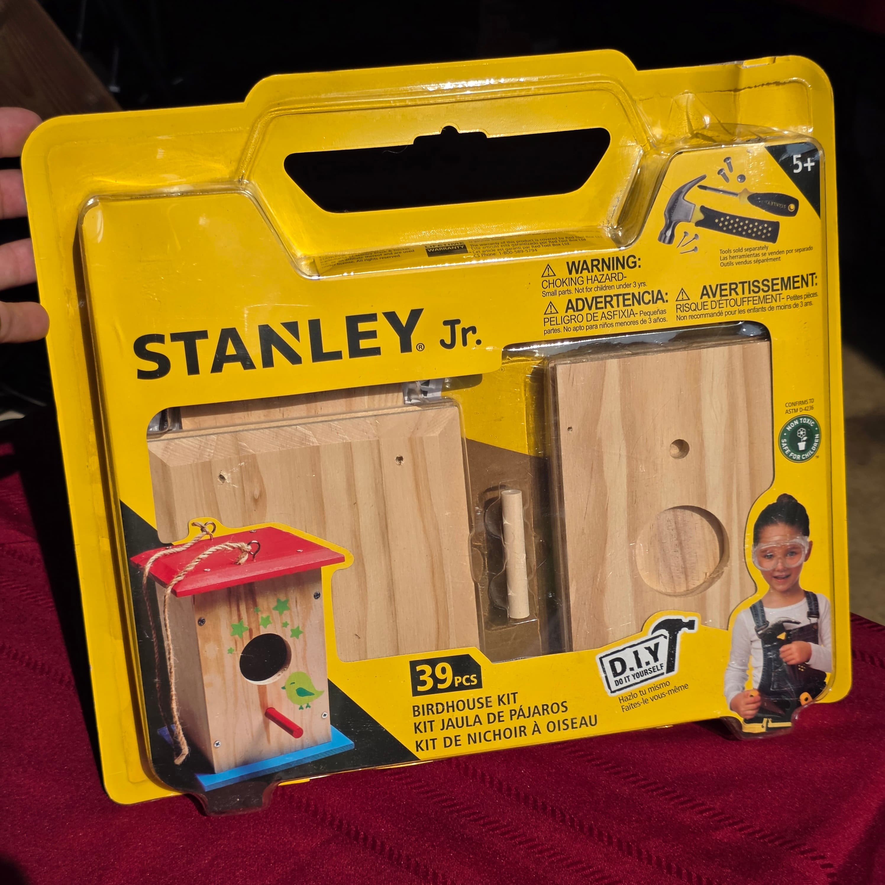 Stanley Jr. DIY Birdhouse Kit, 39-Piece, New in Package