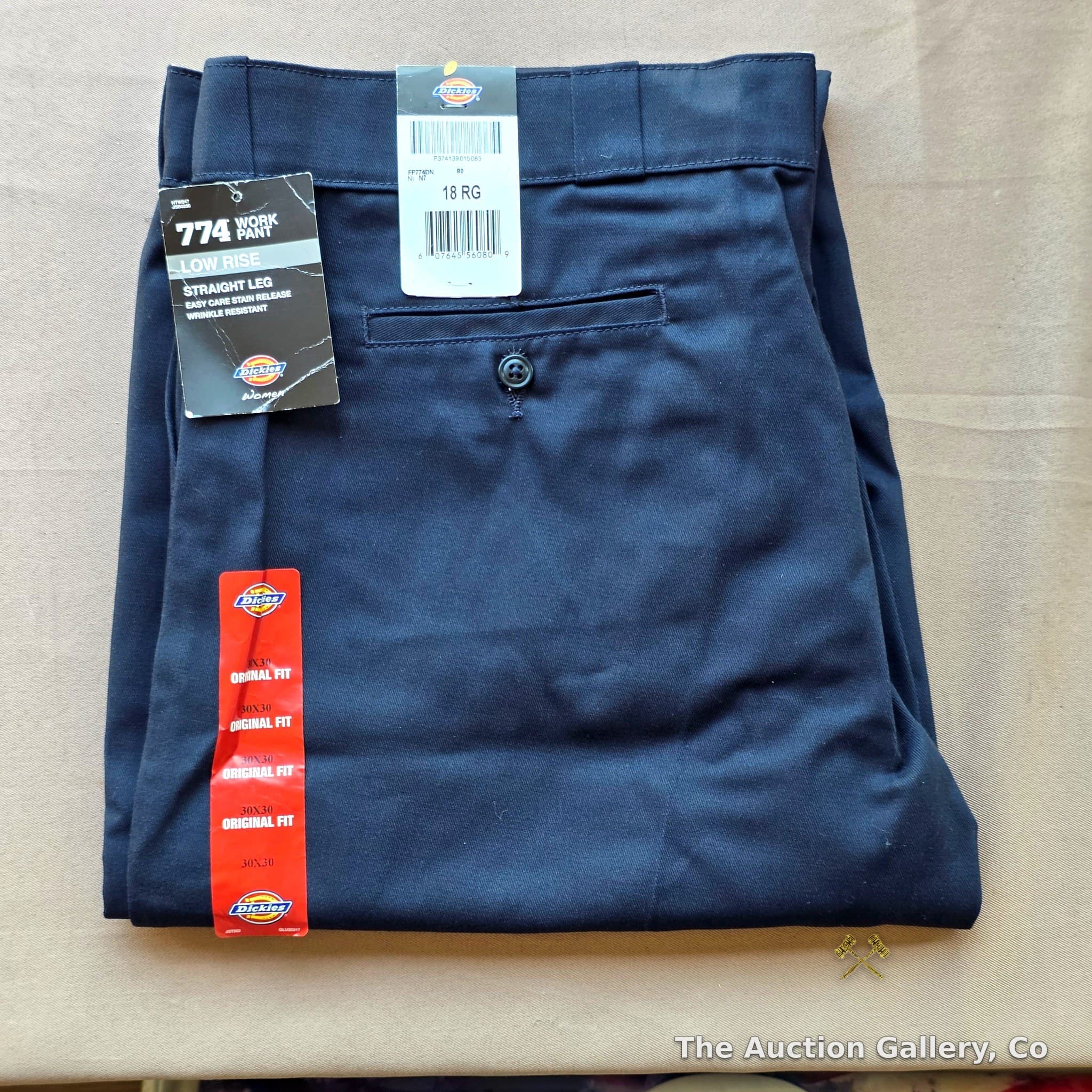 Dickies Women's 774 Work Pant, Navy, Size 18 RG โ New with Tags