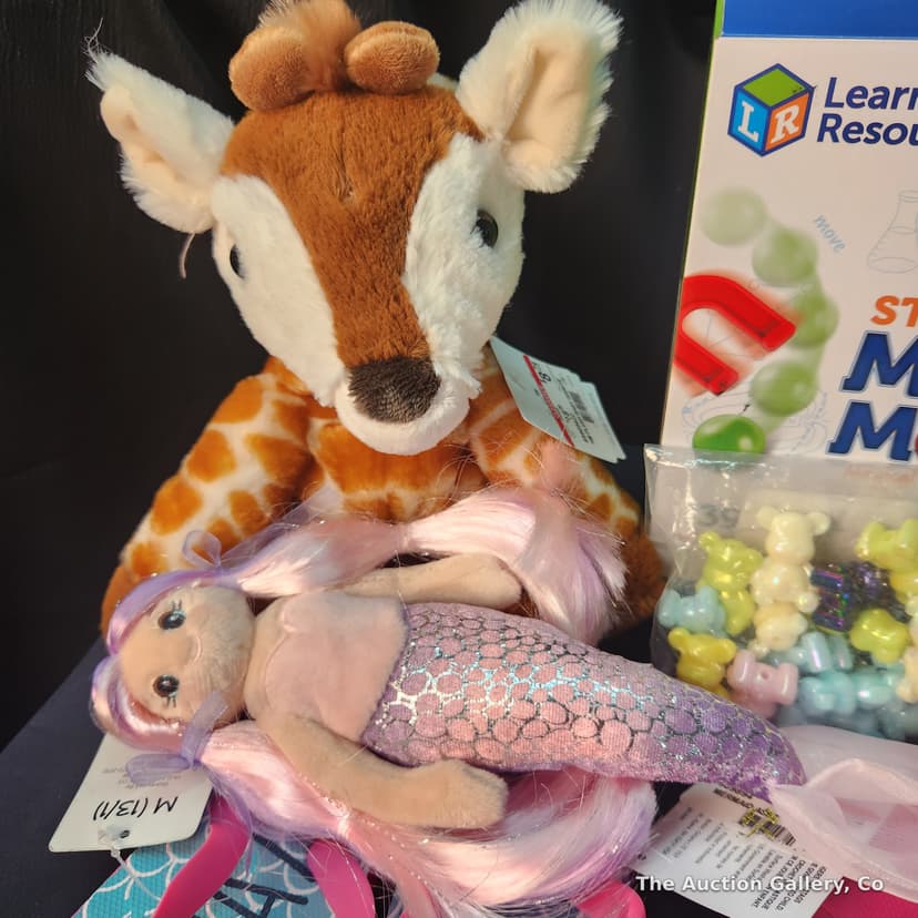 Girls' Kids' Lot โ Plush, STEM Kit, Flip Flops, Glow Toys, More โ photo 2