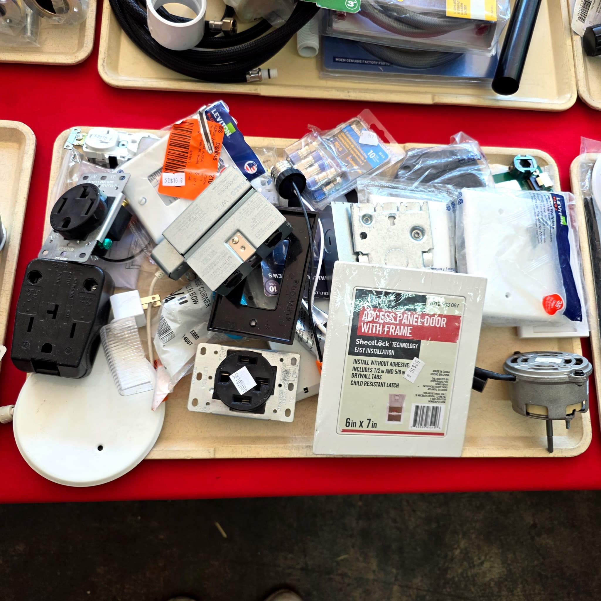 Tray Lot: Electrical Hardware & Fixtures, New & Unused