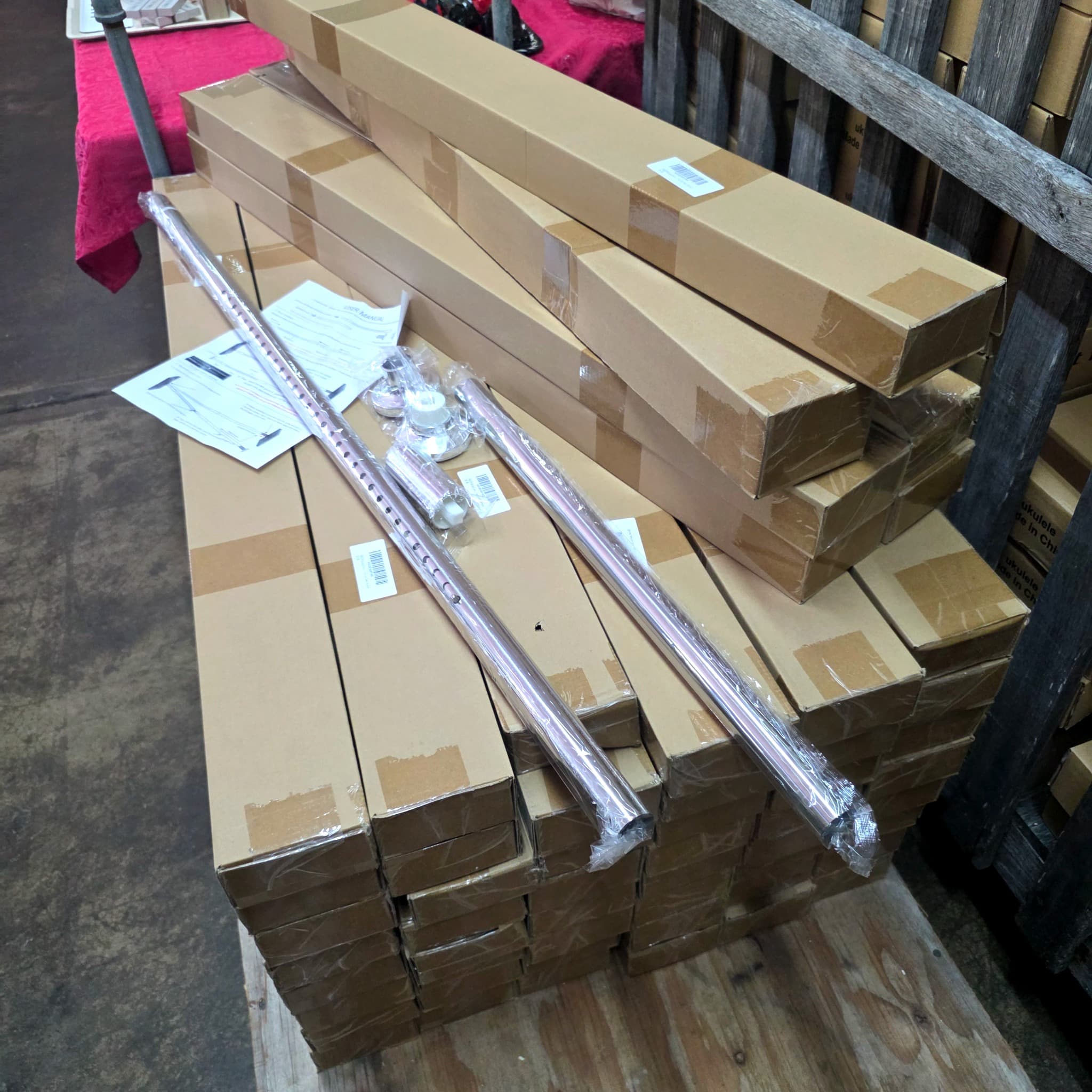WHOLE LOT (X52) - Chrome Spring Tension Curtain Rods, 43"–84"