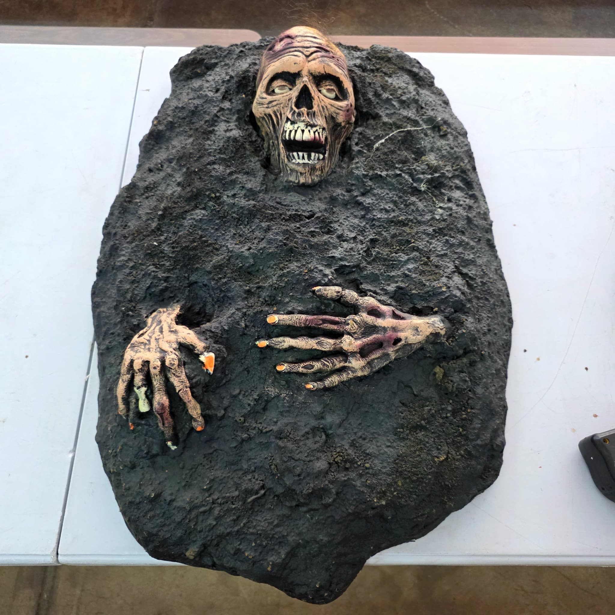 Large Foam Graveyard Zombie Halloween Prop, 28.5" x 20.5"