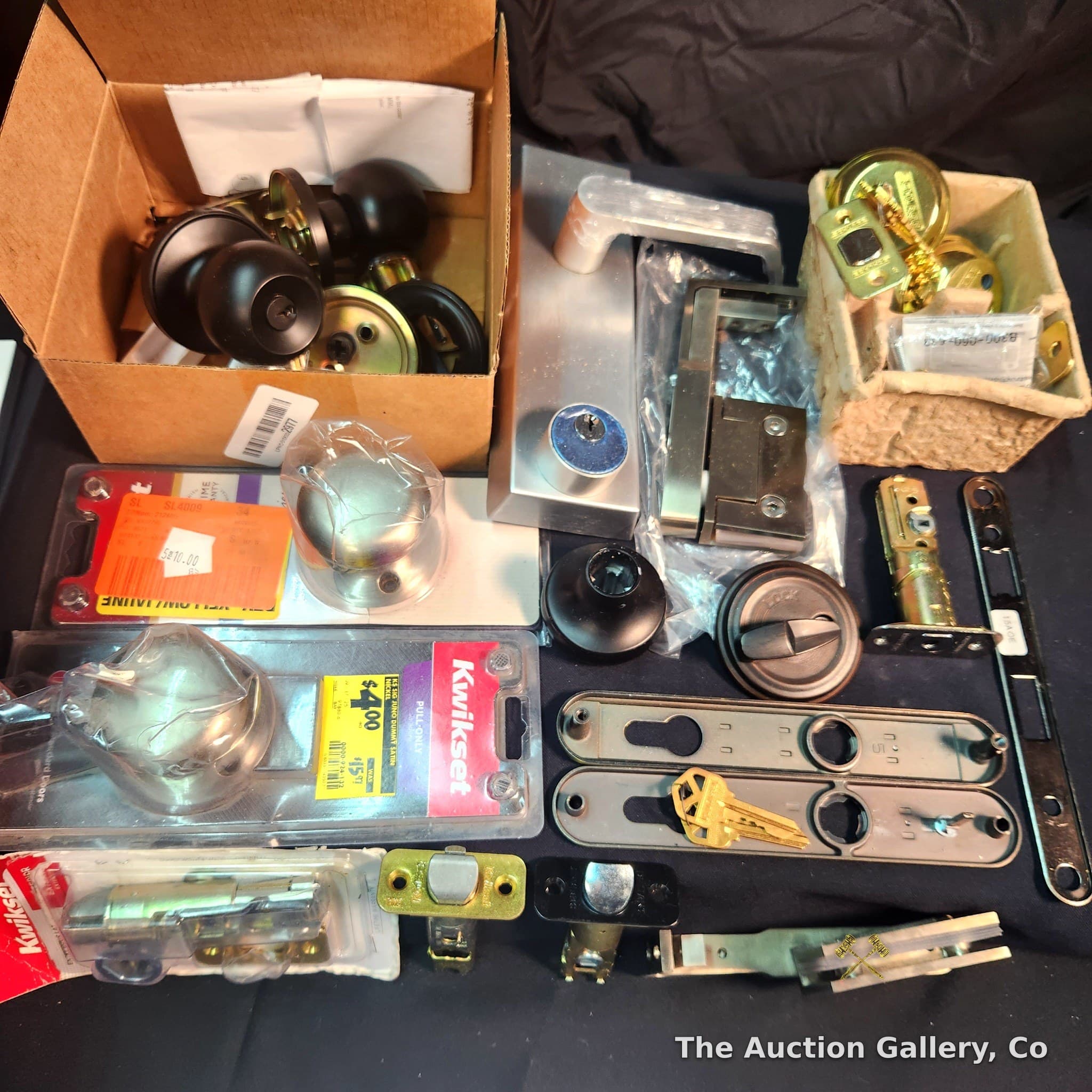 Mixed Lot Door Hardware โ Kwikset, Schlage, Defiant & More