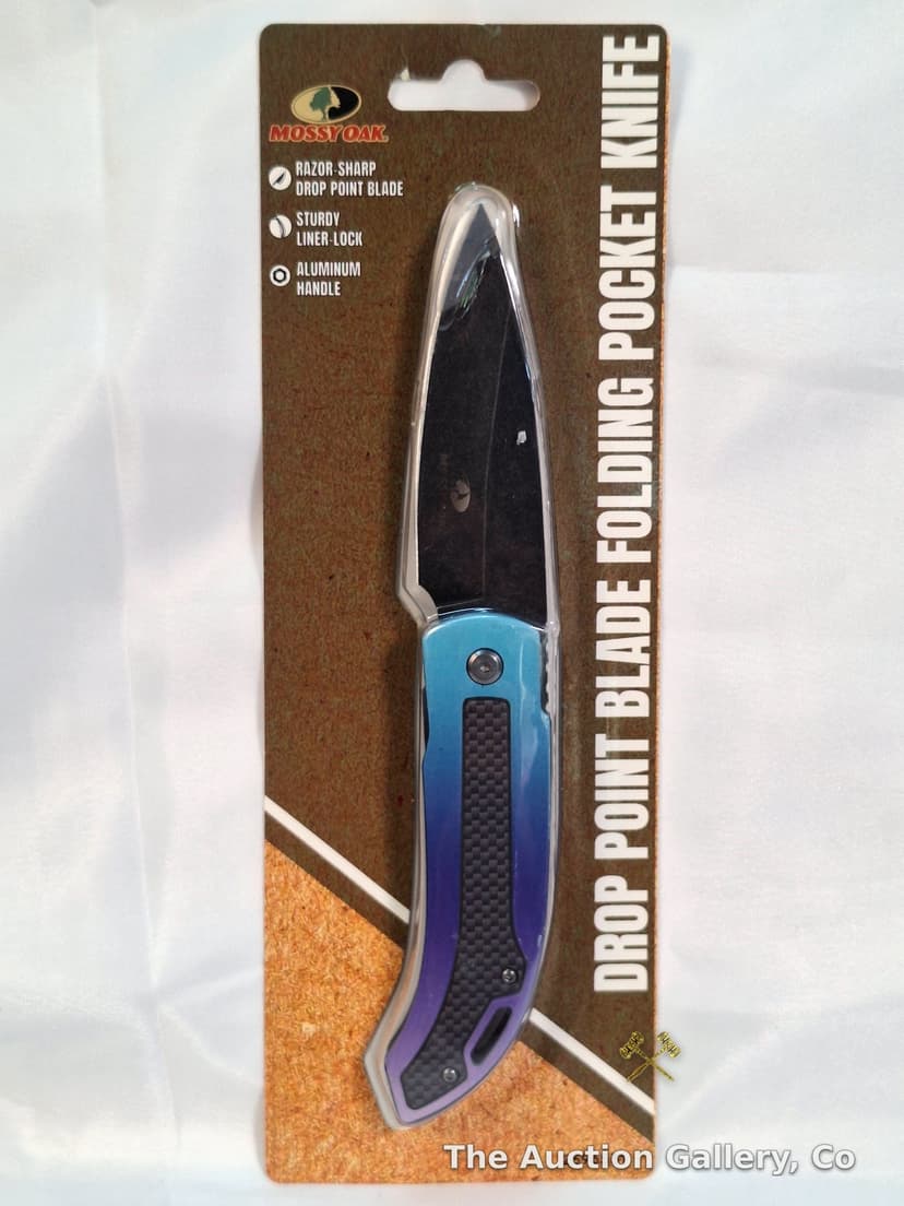 Mossy Oak Drop Point Folding Pocket Knife, New