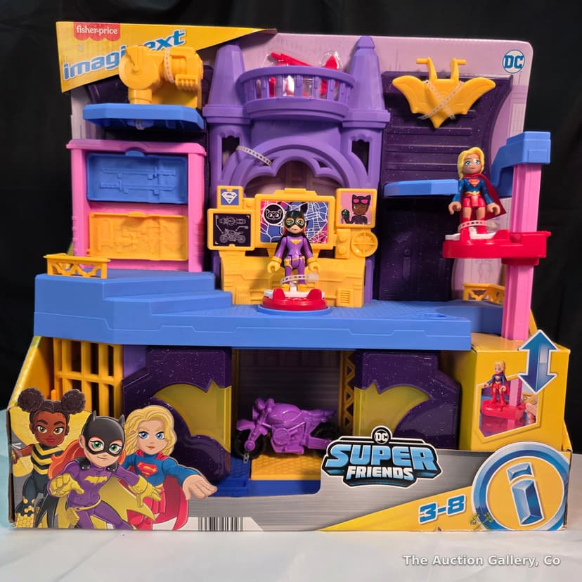 Fisher-Price Imaginext DC Super Friends Batgirl Hero Hideout Playset, New β photo 2