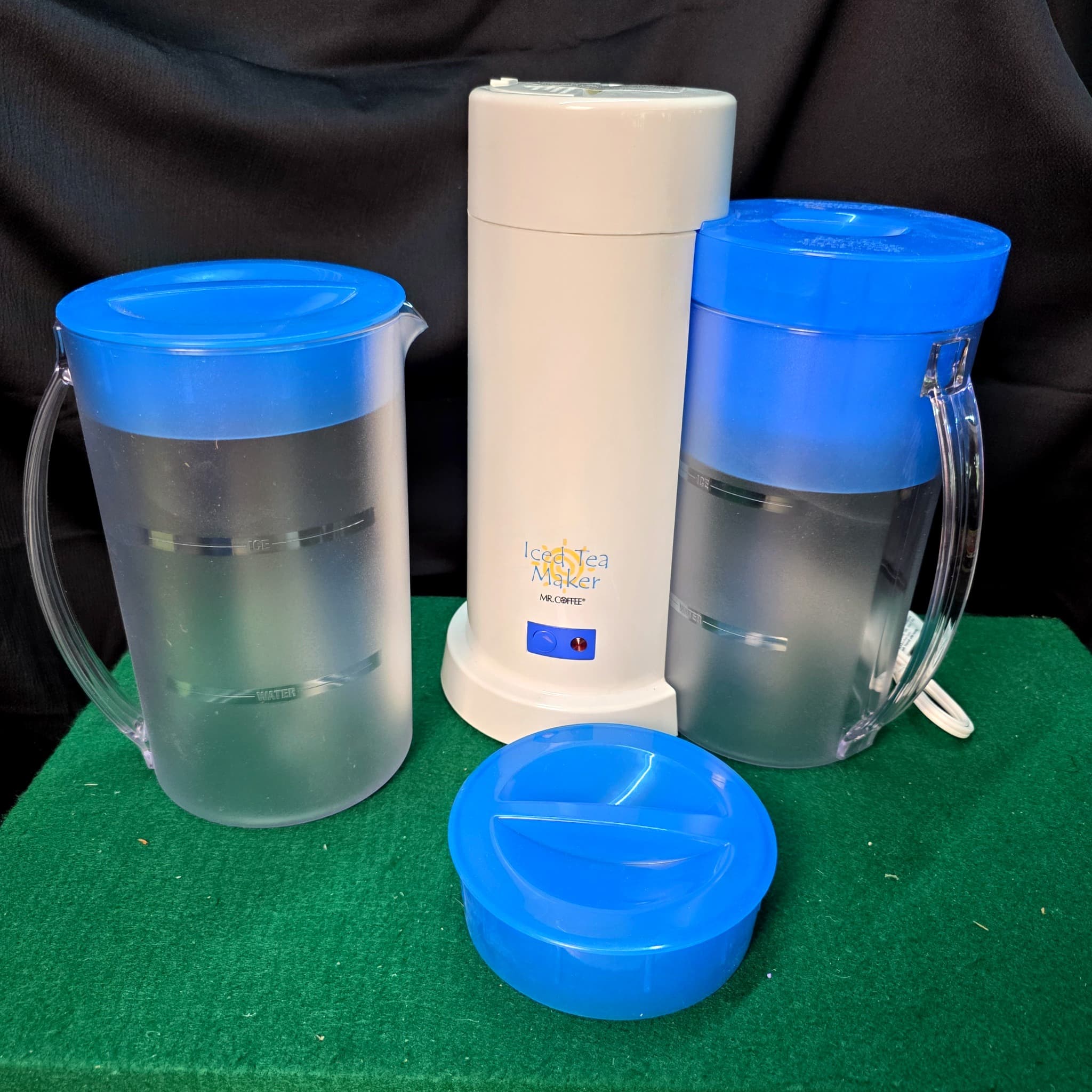 Mr. Coffee Iced Tea Maker with Pitchers, Brand New