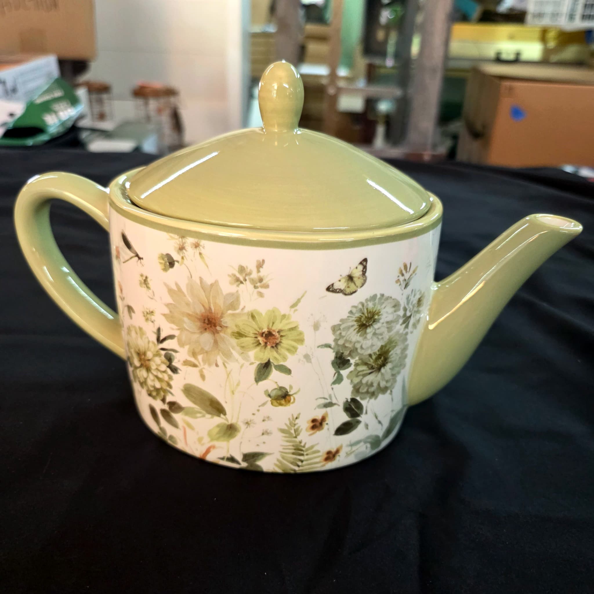 Lisa Audit Art Green Fields Ceramic Teapot with Lid