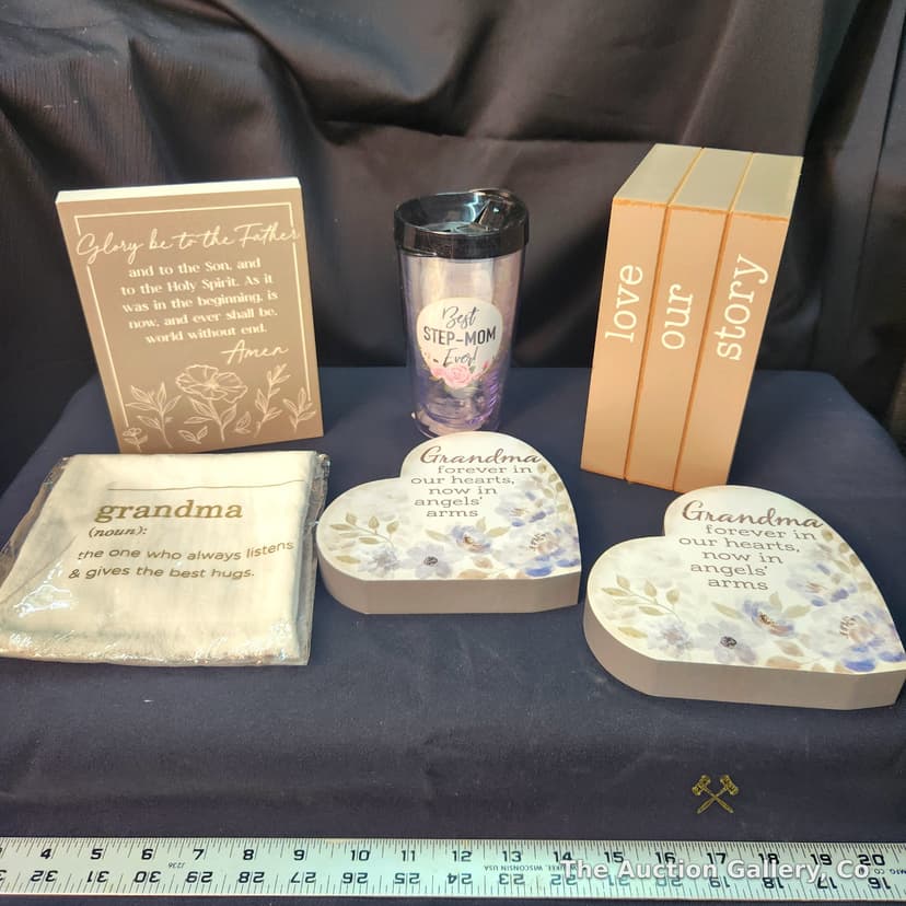 Grandma & Family Sentiment Gift Lot, 6 Pieces, Brand New