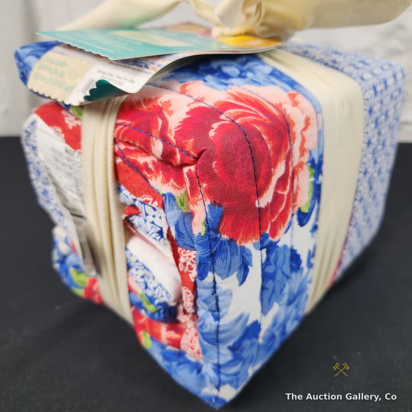 The Pioneer Woman Heritage Floral King Sham Set of 2 โ photo 2