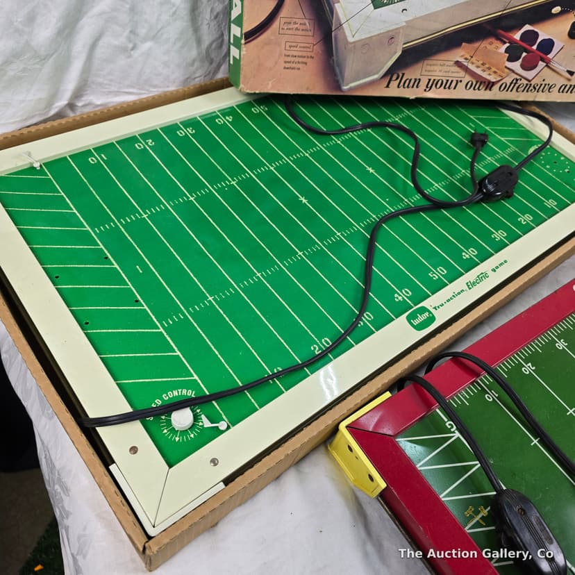 Tudor Tru-Action Electric Football Games, Lot of 2 โ One Boxed โ photo 6
