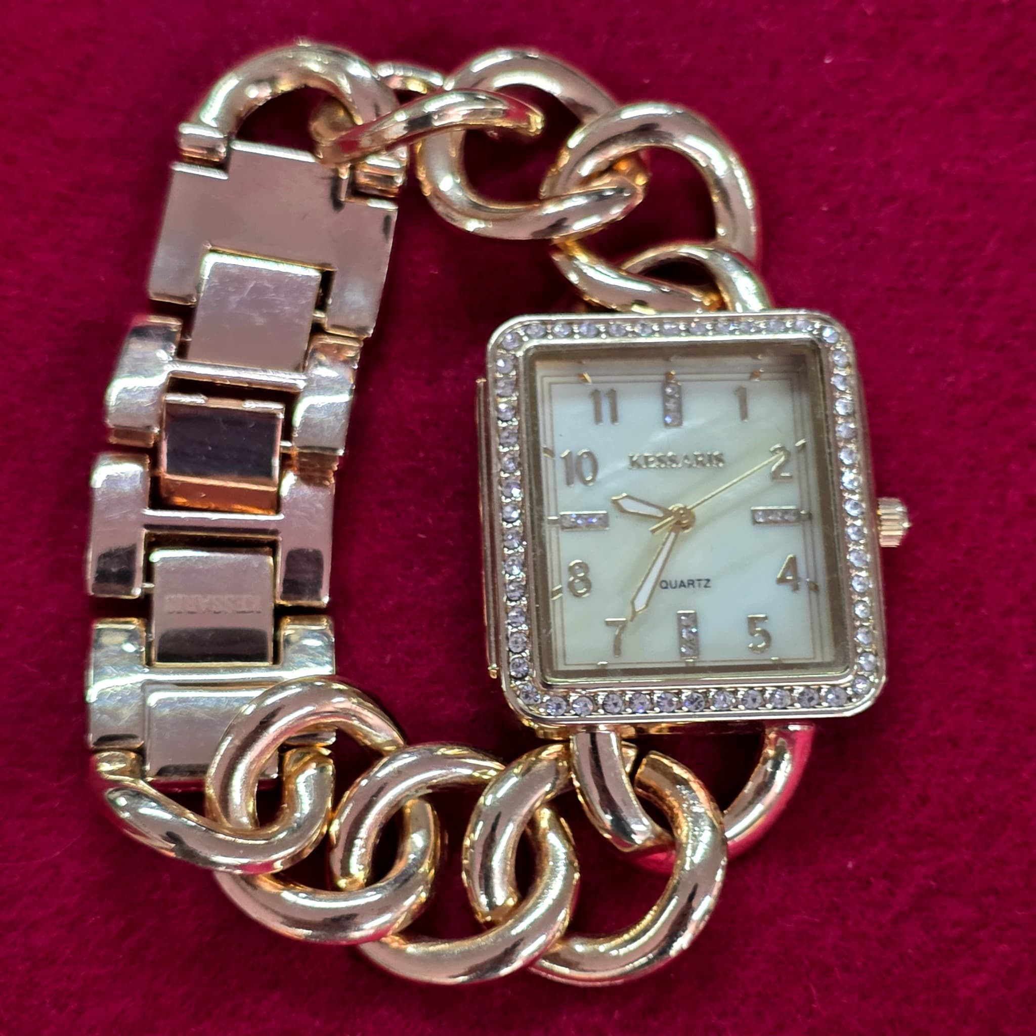 Kessaris Women's Quartz Bracelet Watch, Gold-Tone