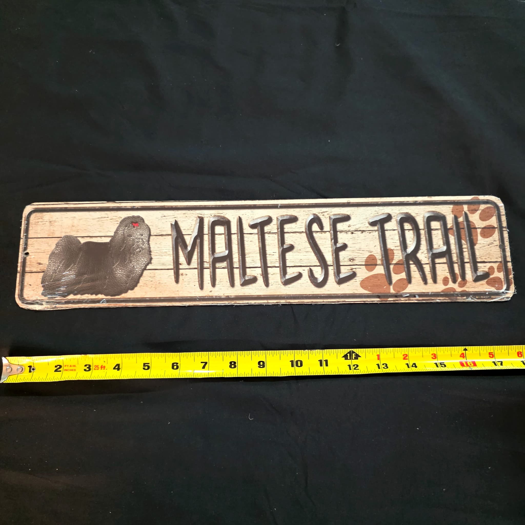 Maltese Trail Novelty Metal Street Sign, 18"