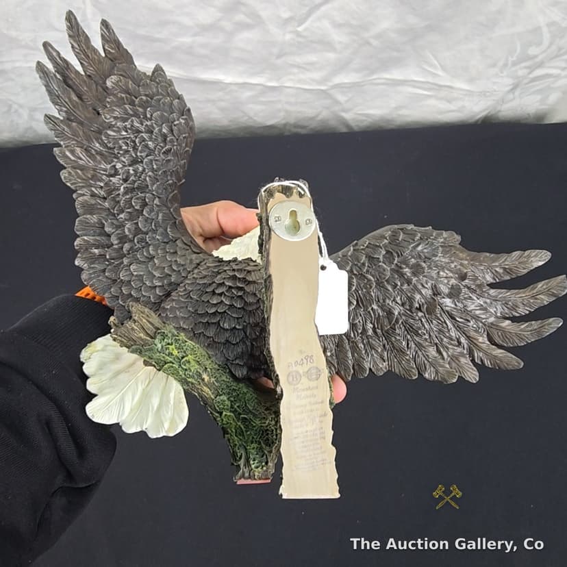 Thomas Kinkade "Mountain Majesty" Eagle's View Bradford Exchange Sculpture โ photo 6