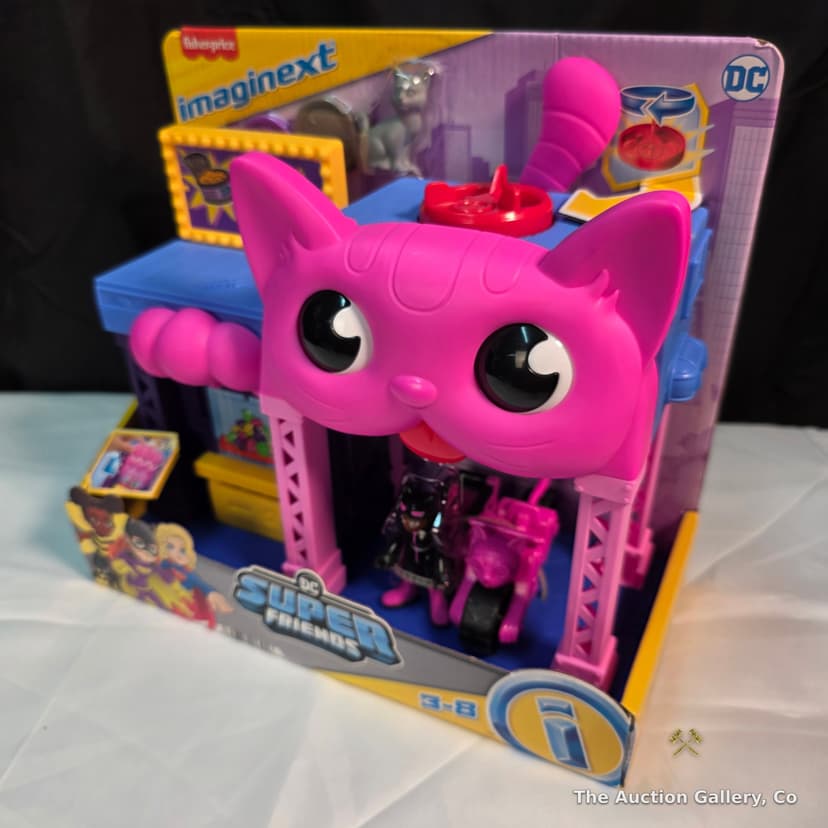 Fisher-Price Imaginext DC Super Friends Catwoman Playhouse Playset, New β photo 2