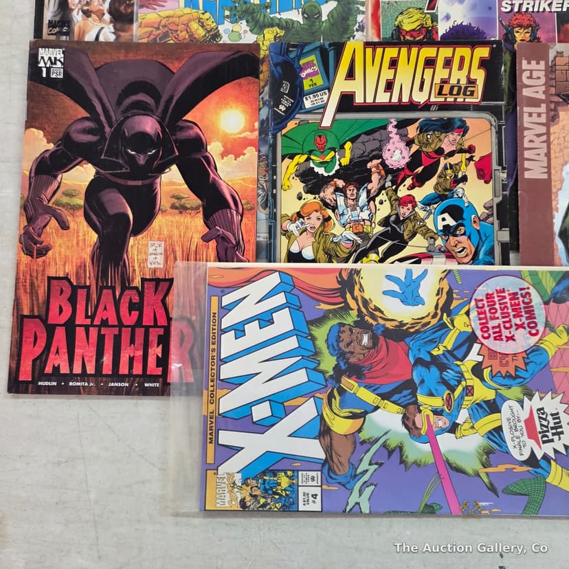 Lot of 9 Marvel Comics โ Black Panther, Avengers, X-Men, Hulk, Marvels โ photo 4