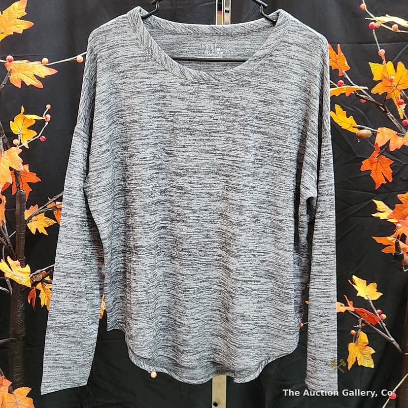 Time and Tru Grey Heather Long-Sleeve Top, Size Medium, NWT β photo 3