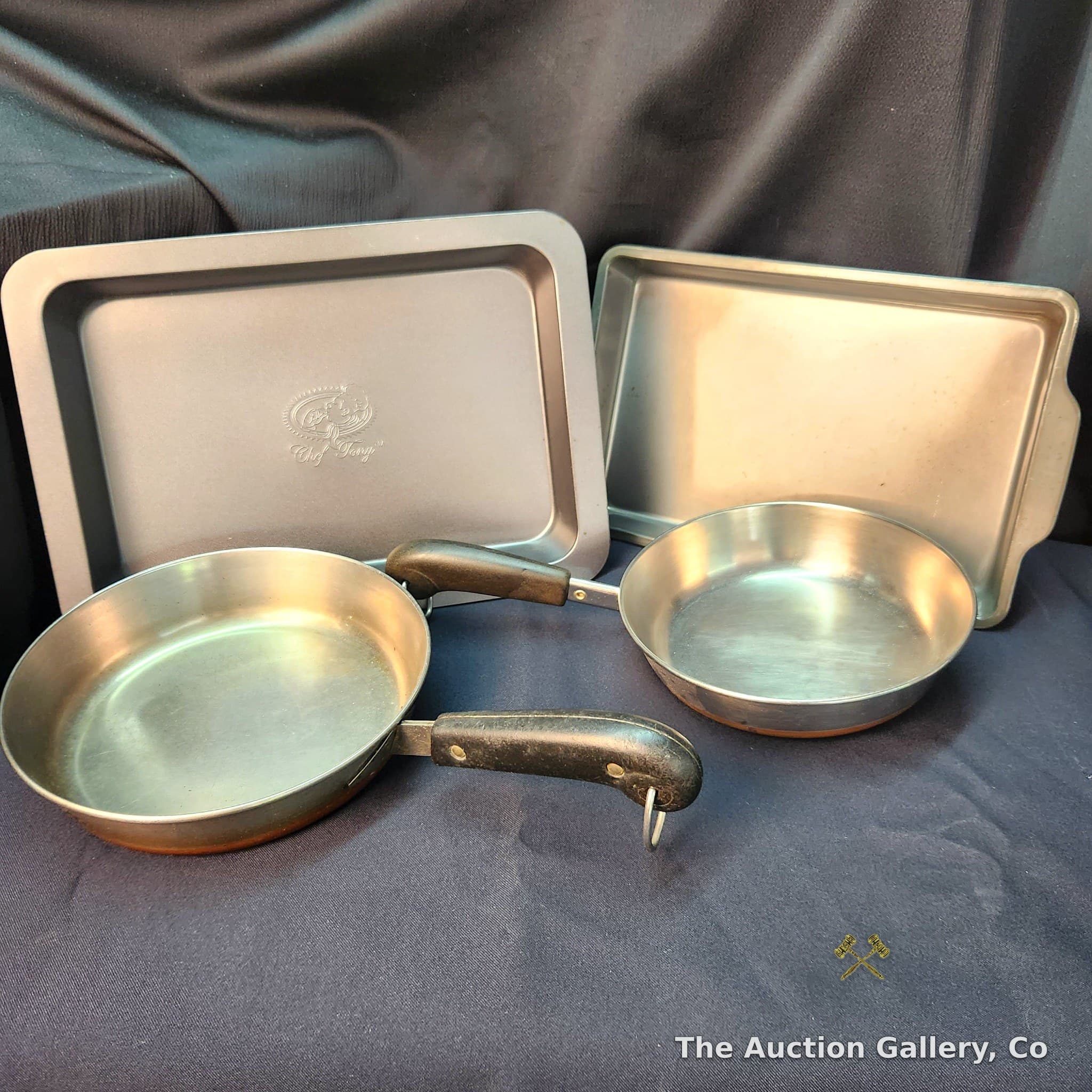 Mixed Cookware Lot โ 2 Copper Skillets & 2 Baking Pans