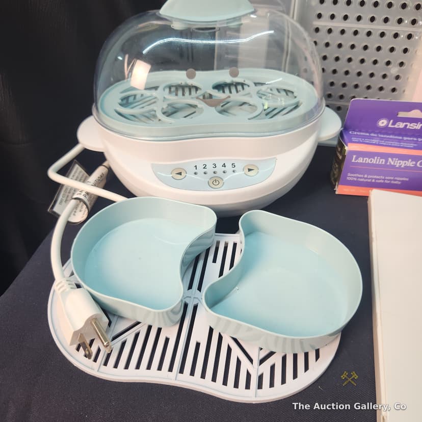 New Baby Lot โ Sterilizer, Bath Trays, Book, Sponges & More โ photo 2