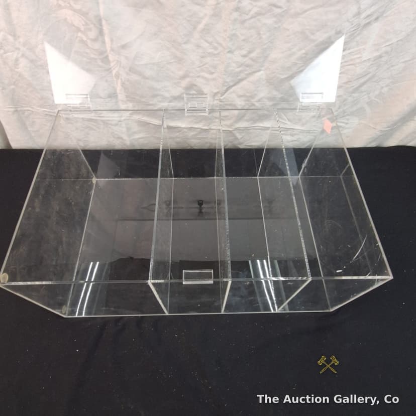 Clear Acrylic Display Case with Dividers and Locking Latch โ photo 4
