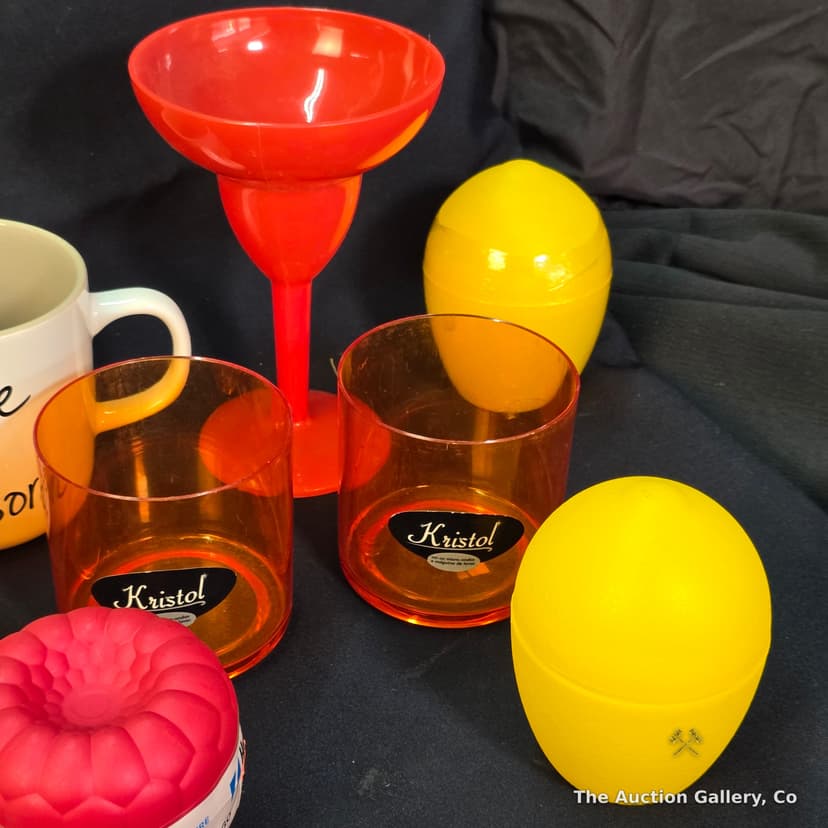 Mixed Kitchen Lot β Mugs, Kristol Tumblers, and Novelty Containers β photo 4