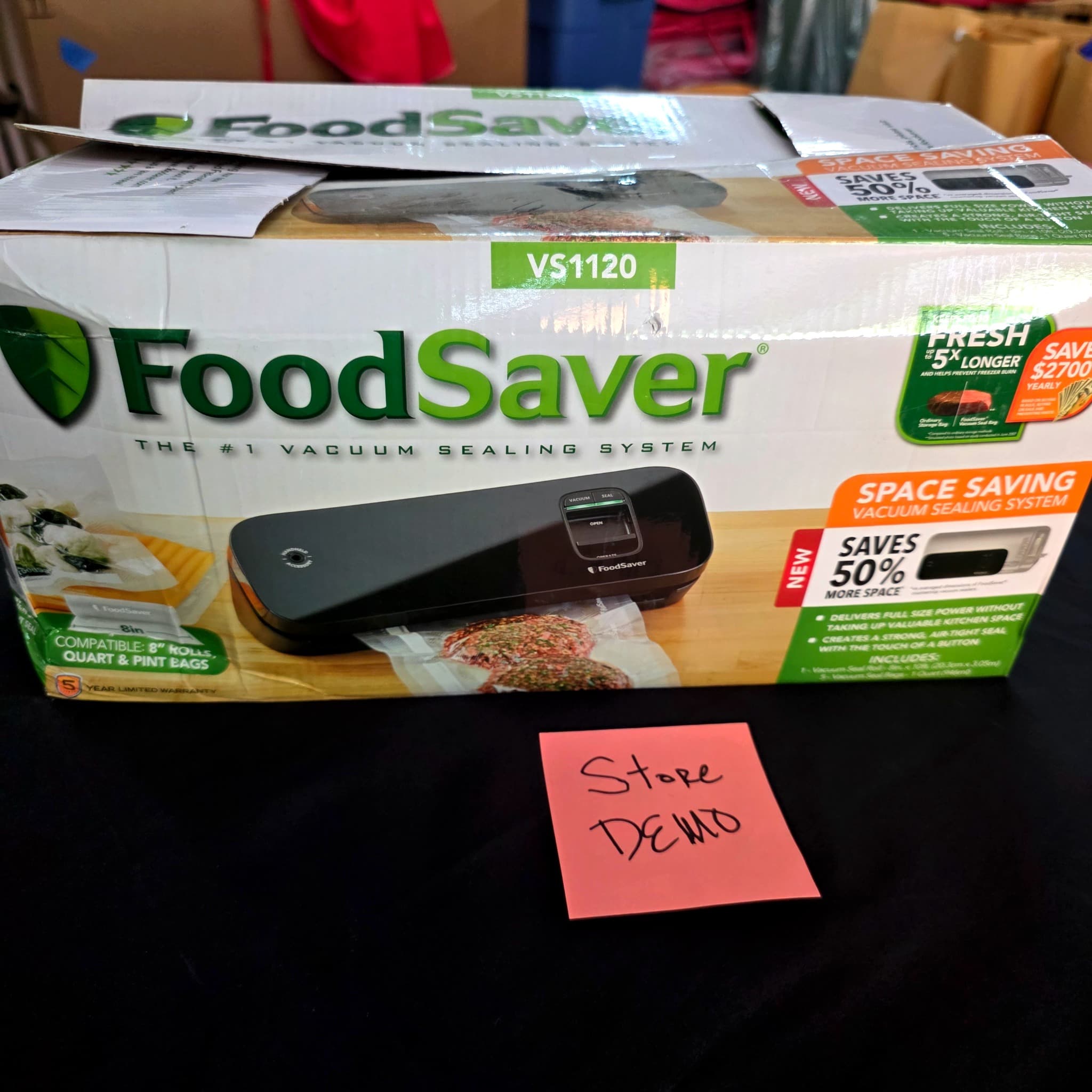 FoodSaver VS1120 Vacuum Sealing System, Store Demo