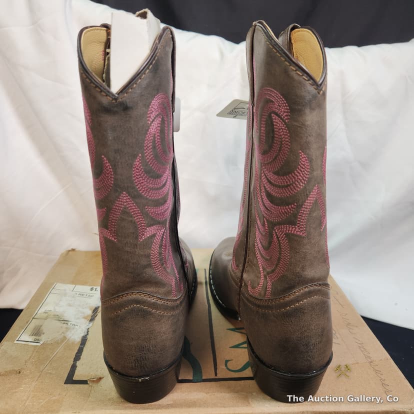 Smoky Mountain Boots Kids' Cowboy Boots & Cowgirl Decor Set, Size Y6/L8 β photo 4