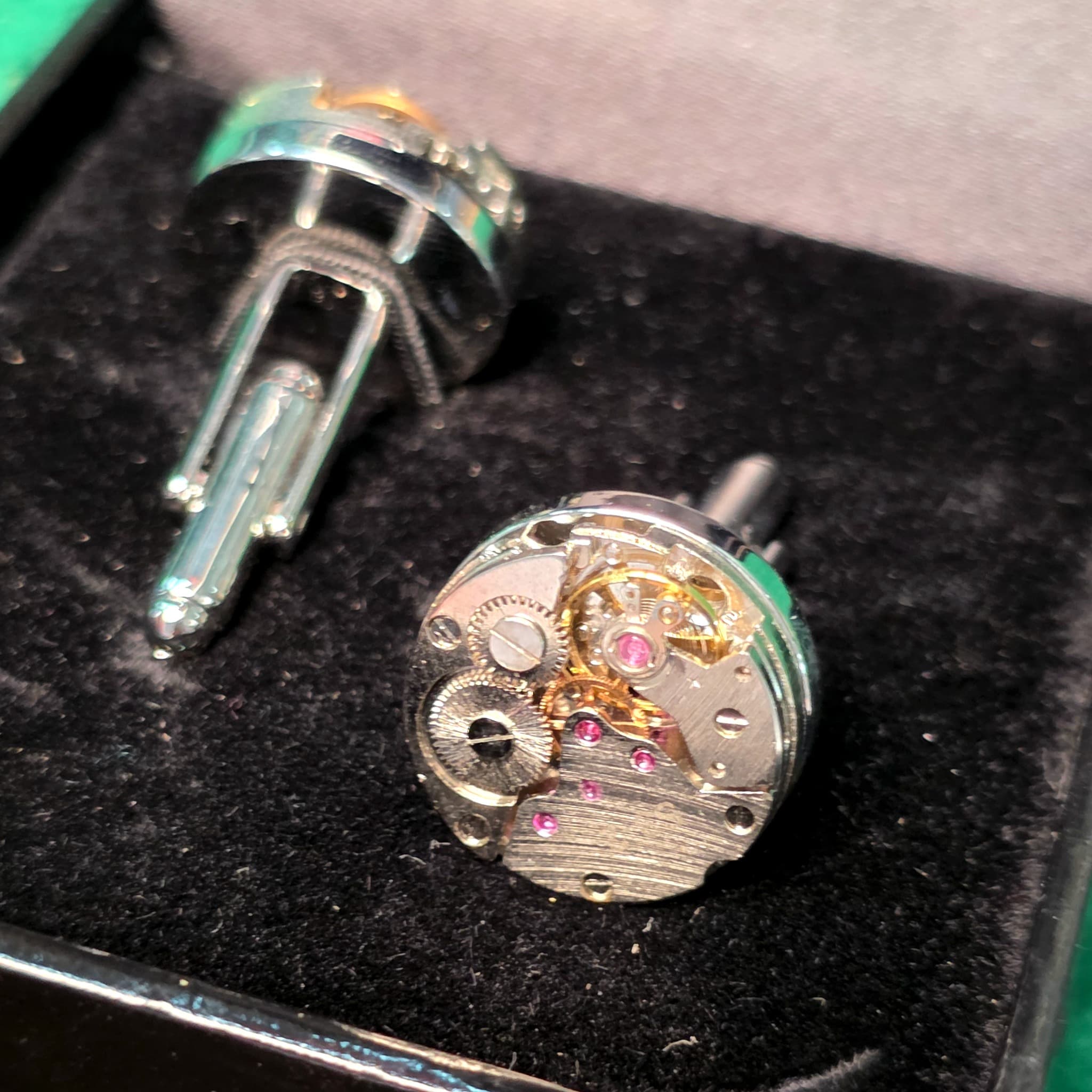 Watch Movement Cufflinks, Pair β Working Mechanisms