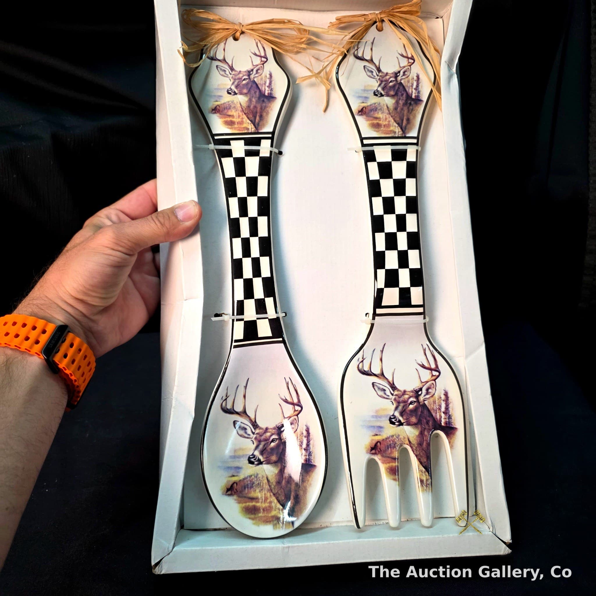 Whitetail Deer Decorative Ceramic Spoon & Fork Set 16", Boxed