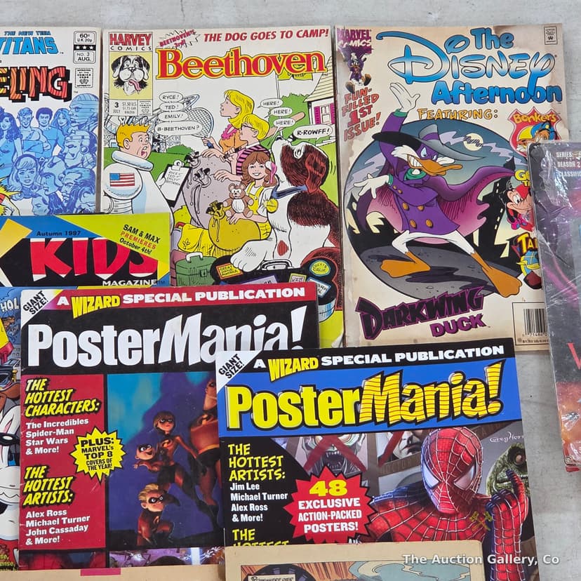 Mixed Vintage Comics, Magazines & Media Lot of 16 โ photo 3