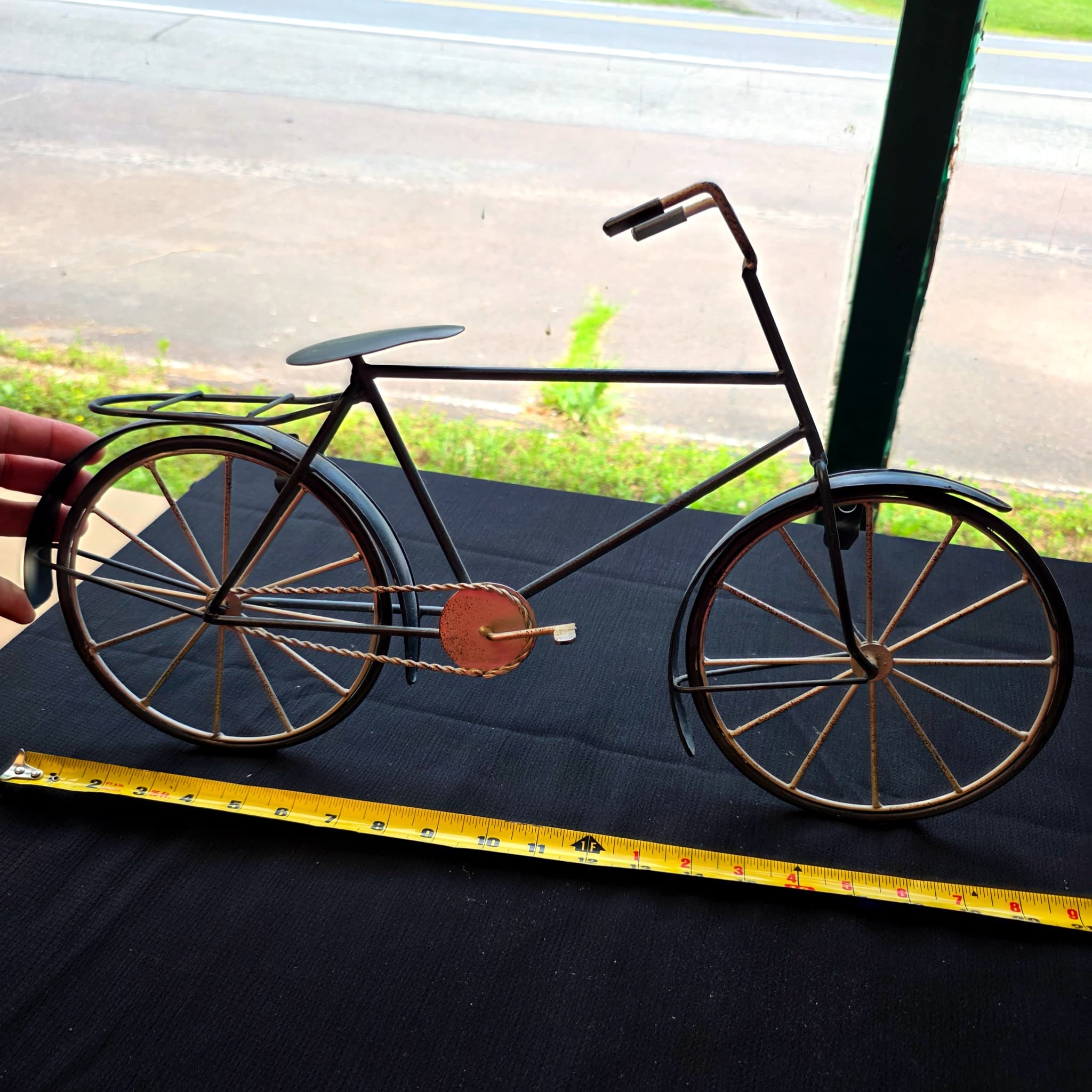 Metal Bicycle Wall Hanger Decorative Figurine