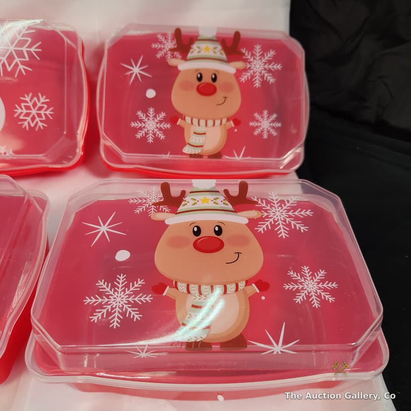 Christmas Character Plastic Containers with Lids, Set of 6 β photo 4