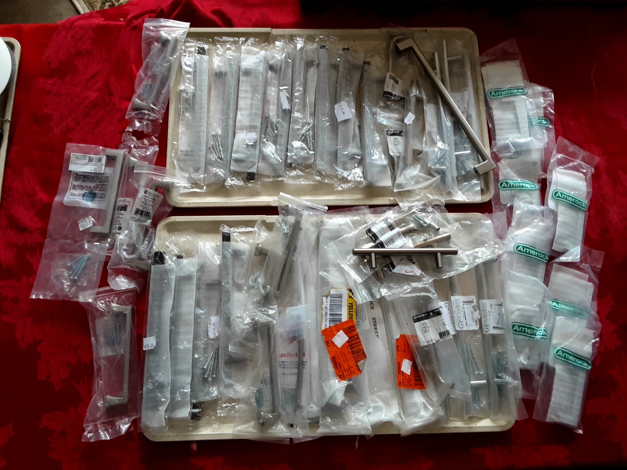 Large Lot of Metal Cabinet & Drawer Handles, Amerock and More