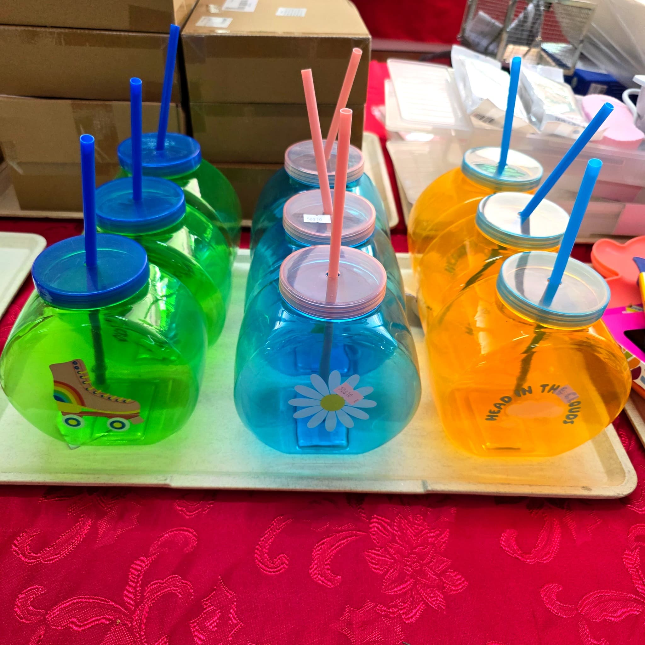 Fish Bowl Beverages Plastic Drink Containers, Set of 9, 40oz