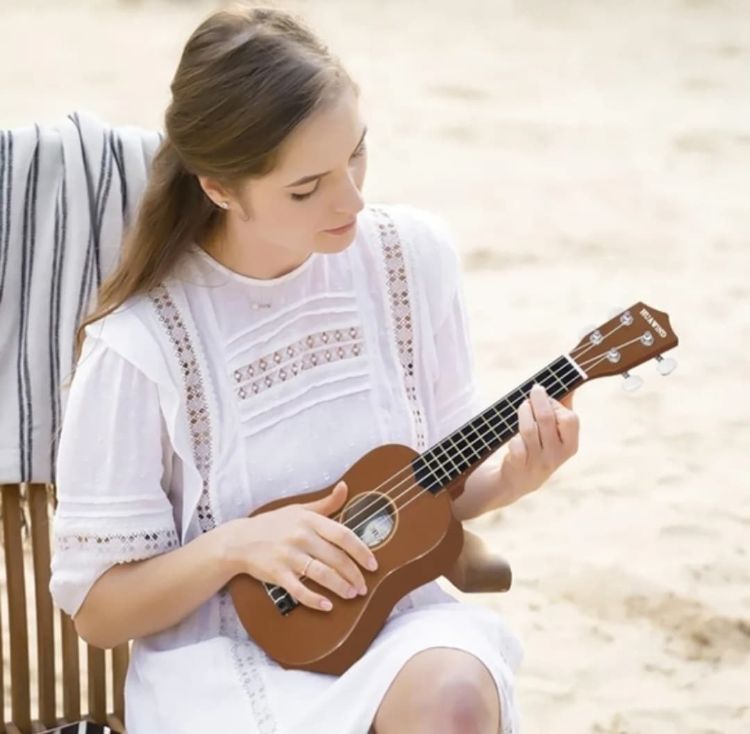 Huawind Wooden Ukulele (Brown) Full Size