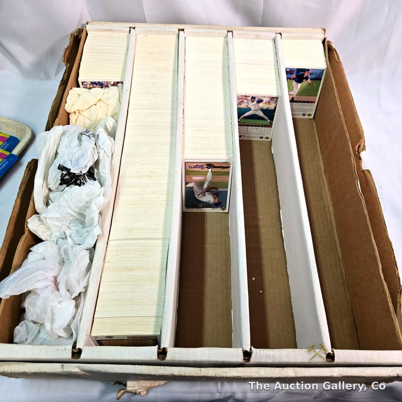 1992 Upper Deck Baseball Cards, Large Box Lot