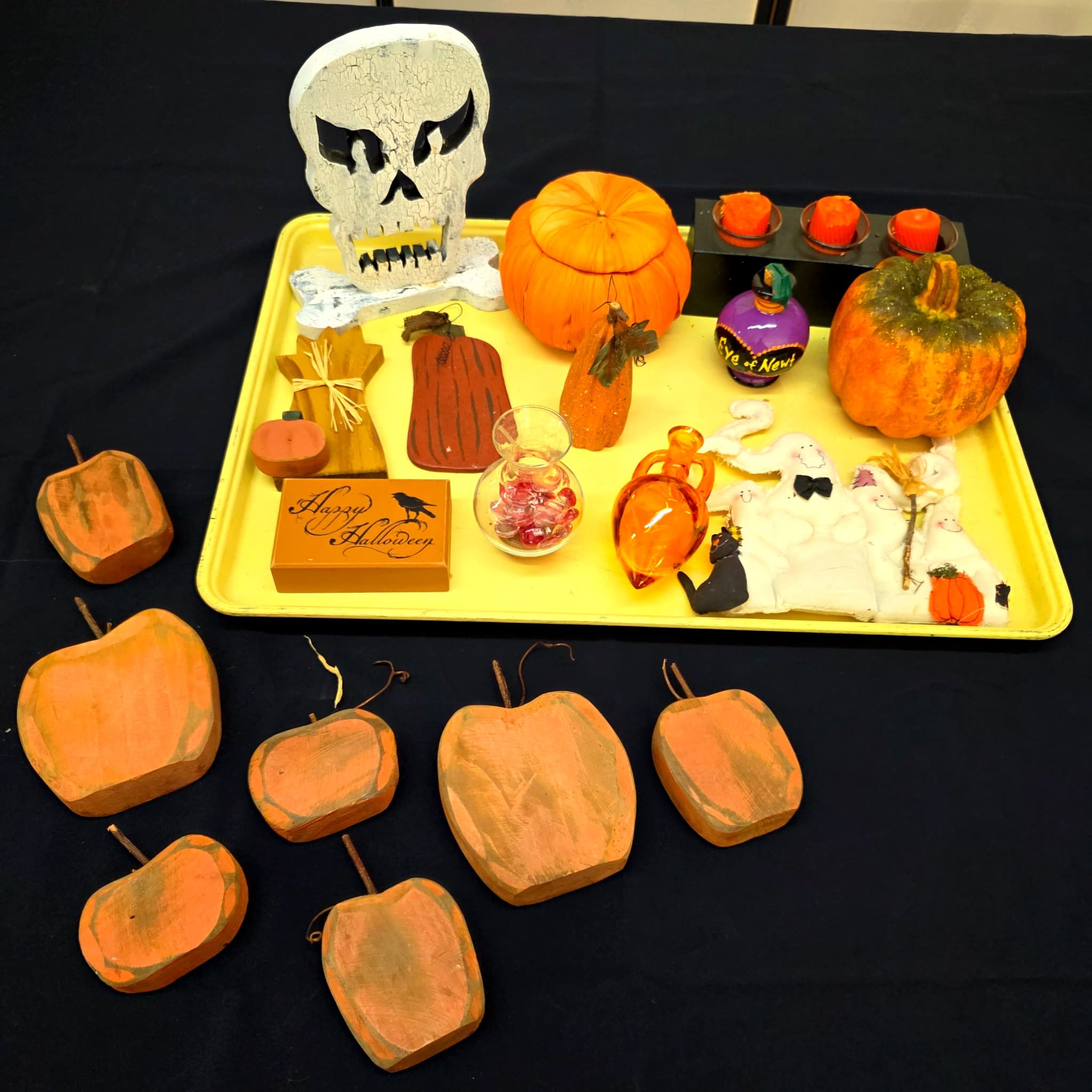 Large Lot of Halloween Decorations, Skull, Pumpkins & More