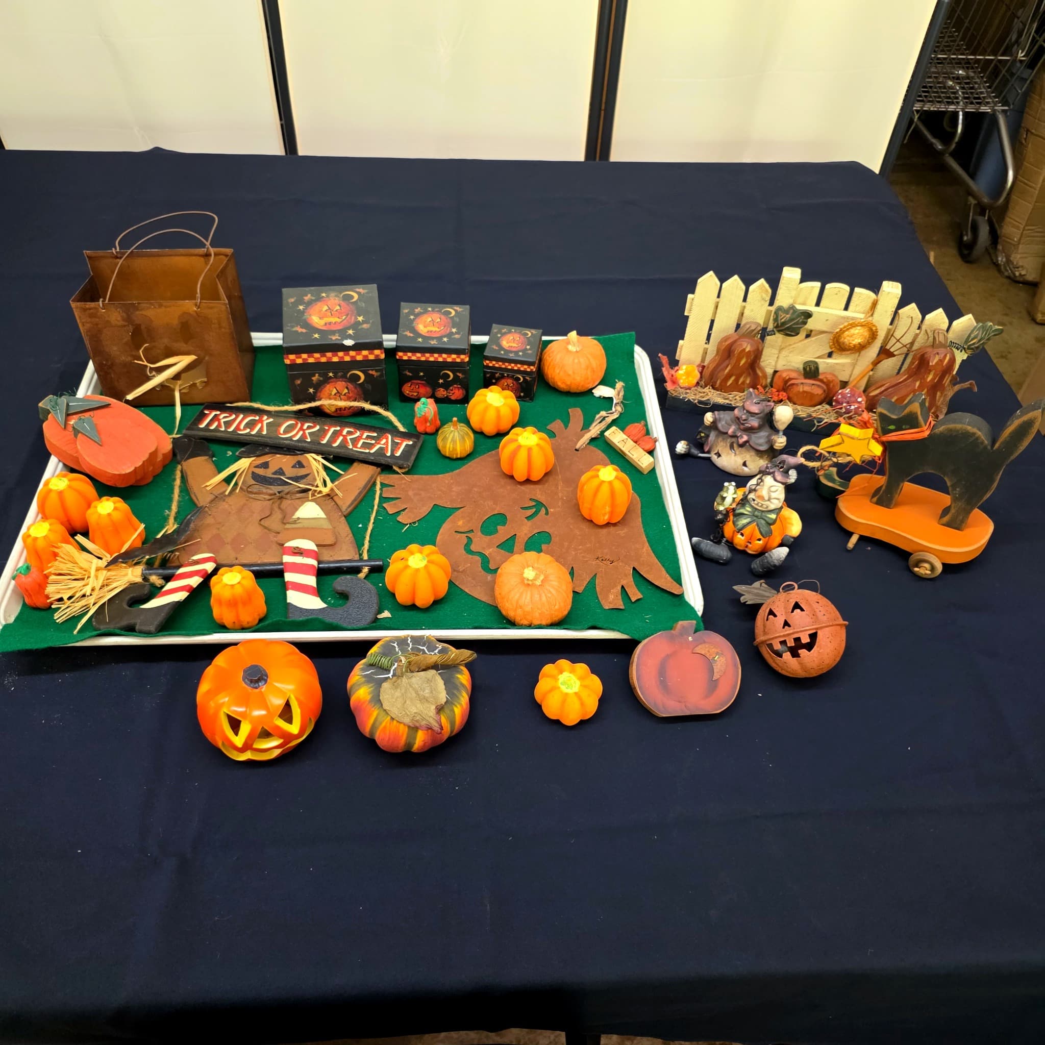 Large Lot of Halloween & Fall Decorations