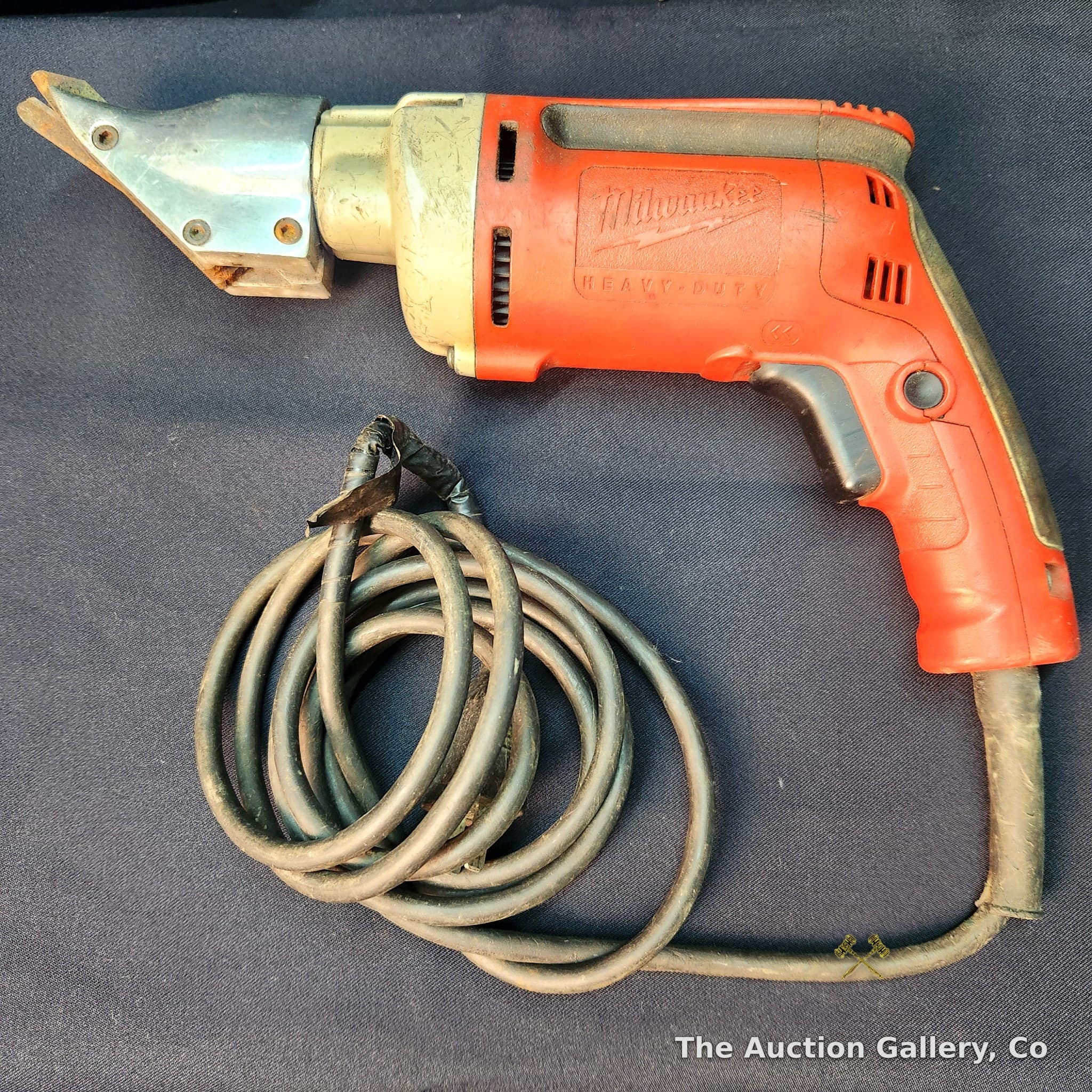 Milwaukee Heavy-Duty Corded Electric Metal Shear