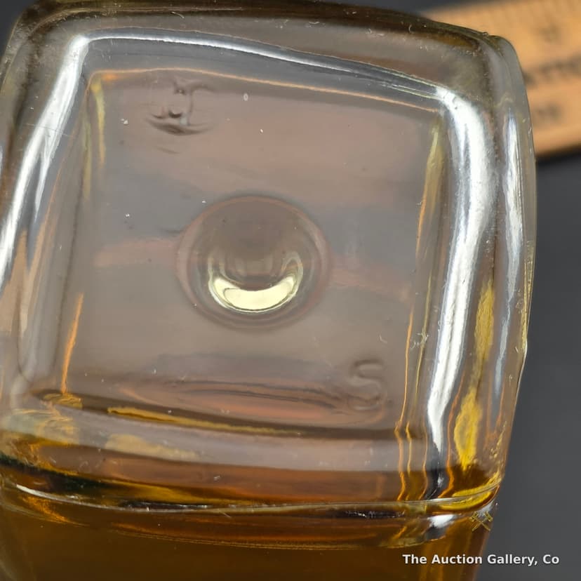 Vintage Chanel No. 5 Eau de Cologne Splash Bottle, 2 fl. oz. โ photo 3