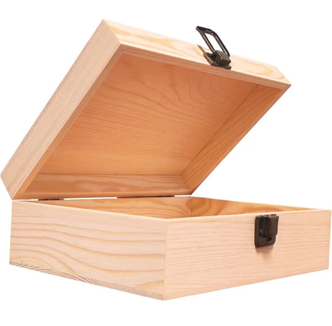Natural Wood Box - jewelry/Keepsake